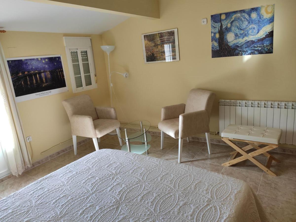 Apartamentos La Relojera 2 자란딜라데라베라 외부 사진