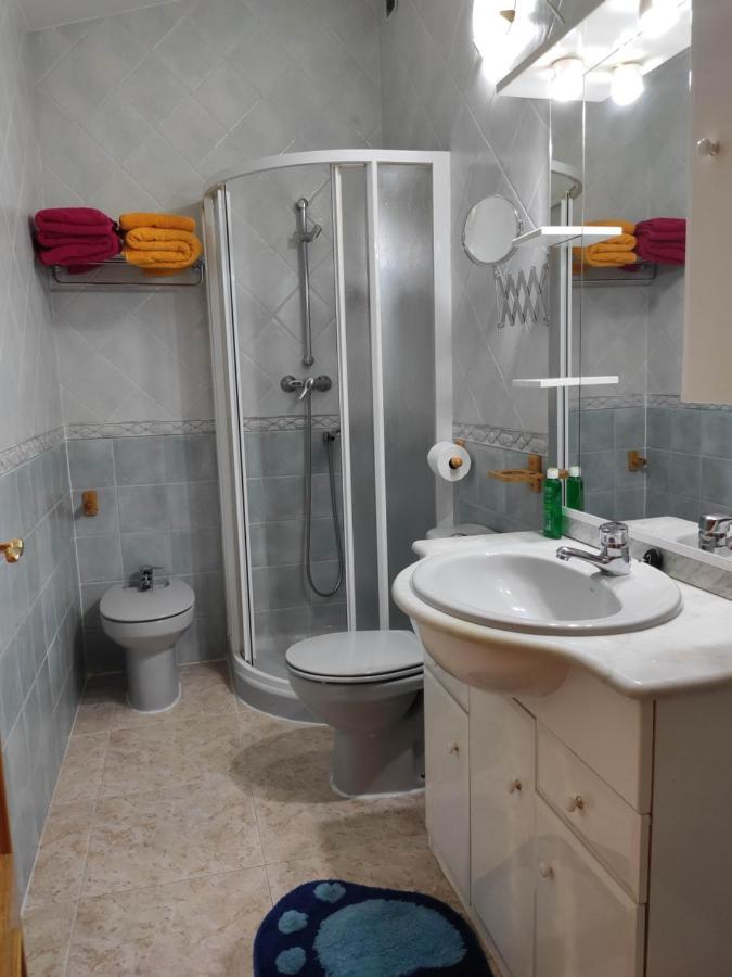 Apartamentos La Relojera 2 자란딜라데라베라 외부 사진