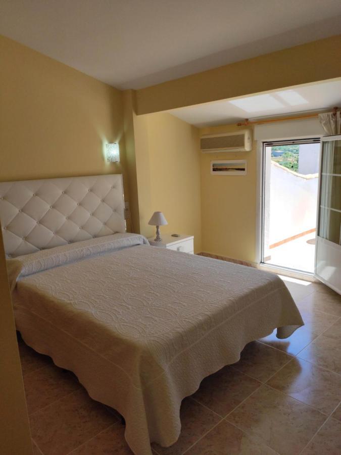 Apartamentos La Relojera 2 자란딜라데라베라 외부 사진