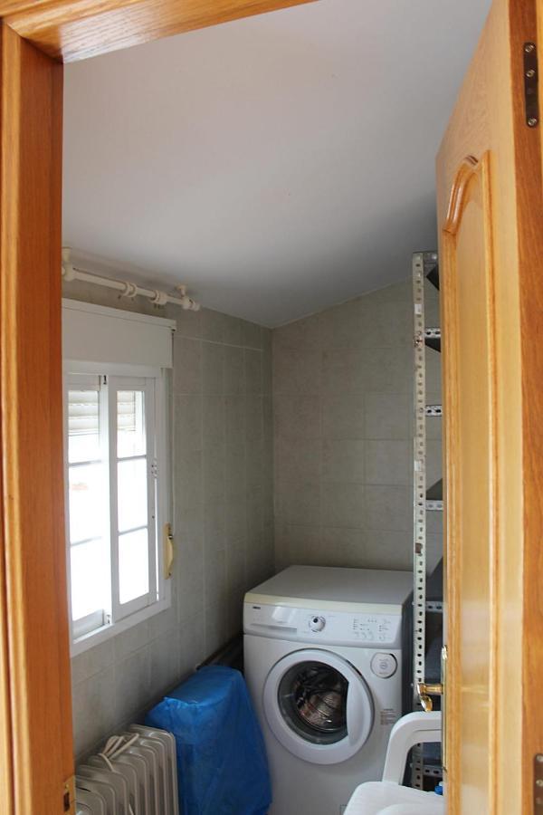 Apartamentos La Relojera 2 자란딜라데라베라 외부 사진
