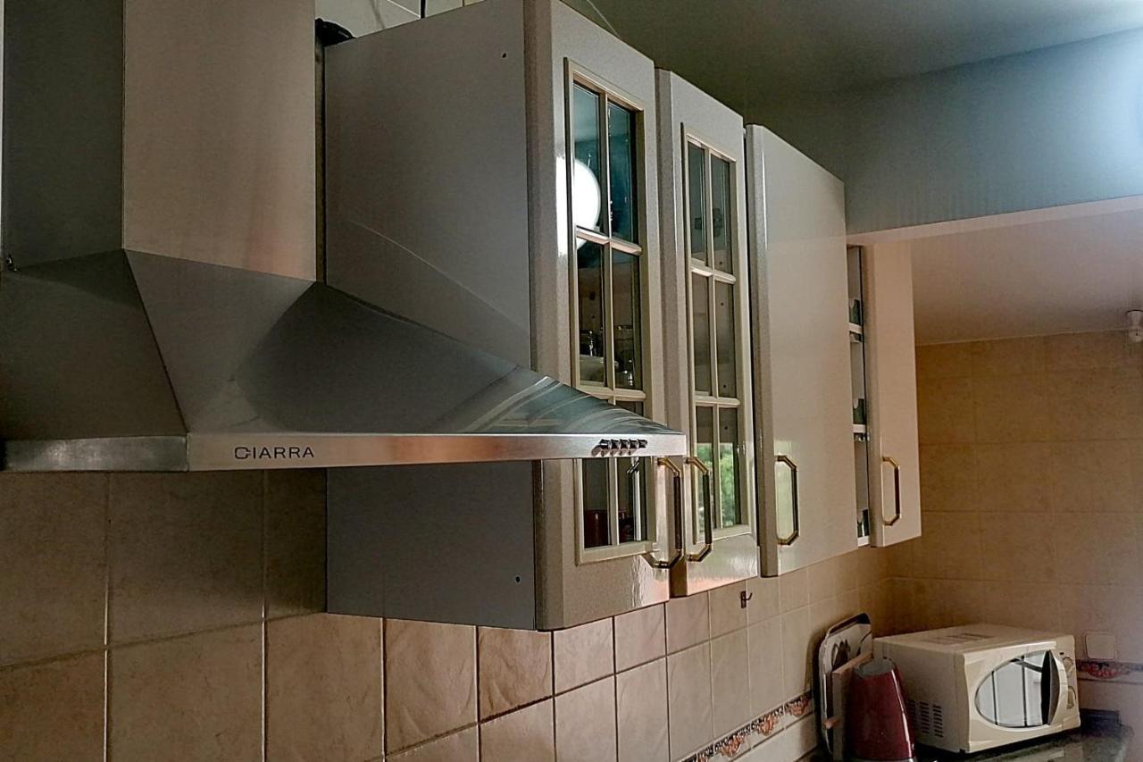 Apartamentos La Relojera 2 자란딜라데라베라 외부 사진